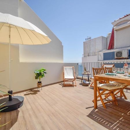 Central & Stylish 2 Bedroom Apartment W/ Balcony Cascais Buitenkant foto